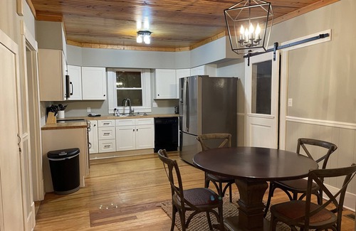 Georgetown Casa | Around the Corner from the KY Horse Park