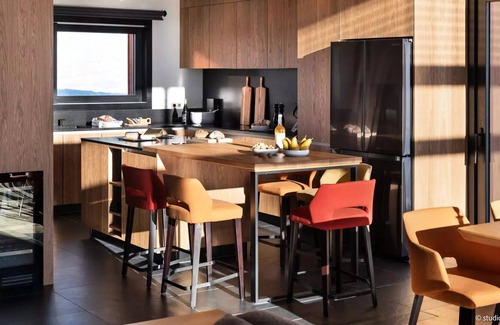 Arc-1800 Chalet De Esquí | Arpoza Residence - Chalets for 15 People