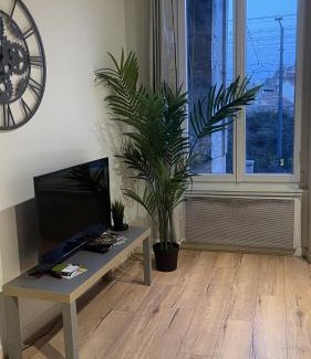 Faubourg-Raines Apartamento | ARQUEBUSE proche gare