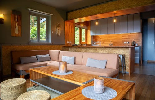 Nahuel Huapi Casa | Casa Arrayanes con extraordinaria vista y costa al lago Nahuel Huapi