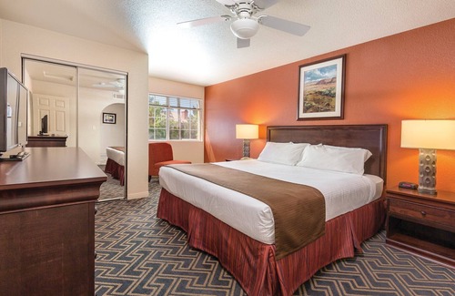 Paradise Complejo | ¡Llega a Red Rock Canyon en solo 20 minutos!