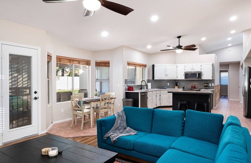 Peoria Casa | Arrowhead Family Getaway with Heated Pool