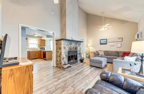 Pocono Lake Casa | Arrowhead Lake Retreat with Private Indoor Pool!