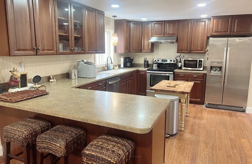 Pocono Lake Casa | Arrowhead Lake Woodland Hideaway