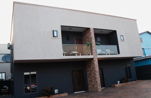 Madina Apartamento | ARROWS APARTMENT