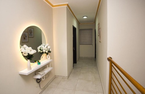 Madina Apartamento | ARROWS APARTMENT