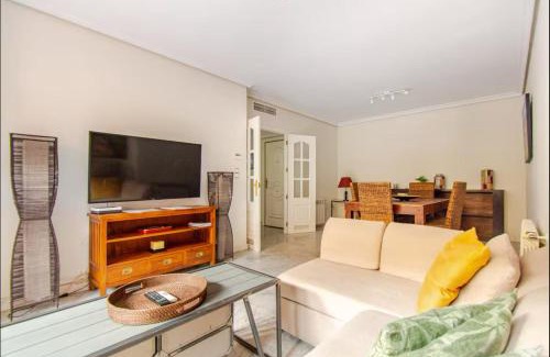 Distrito Noroeste Apartamento | Arruzafa Home