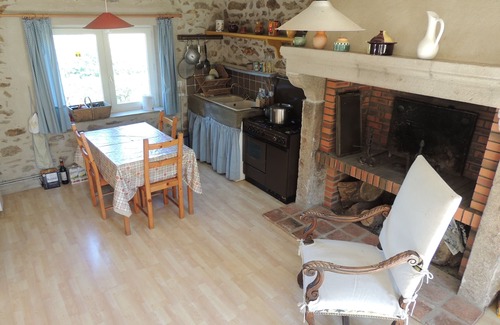 Ars-les-Favets Casa | Ars Les Favets: Casa / villa / chalet - Ars Les Favets