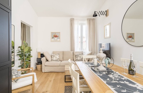 Santa Maria Novella Apartamento | Art Apartment SMN