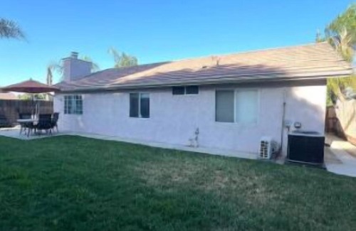 Visalia Apartamento | Art Apartment