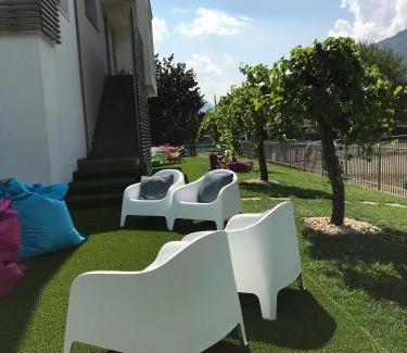 Costa Volpino Cama Y Desayuno | Art B&B Design