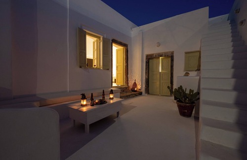 Megalochori Villa | Art Canava Luxury Villas - Villa with Private Jacuzzi
