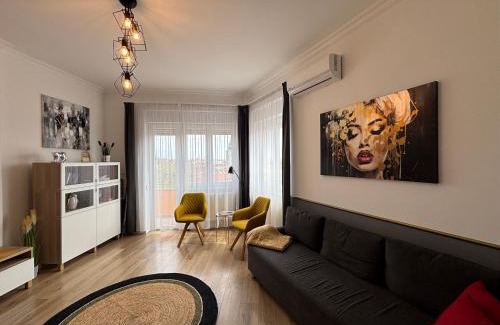 Pecs Apartamento | Art-déco