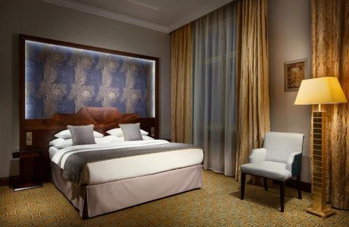 Petrska ctvrt Hotel | Art Deco Imperial Hotel