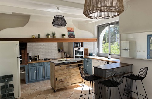La Ciotat Villa | Art Deco villa near the sea at the entrance to the Parc des Calanques