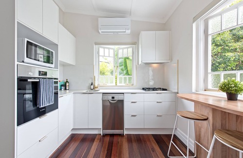 New Farm Apartamento | Art Deco w/ Modern Twist! 1Bed/1Bath/1Car ~ New Farm