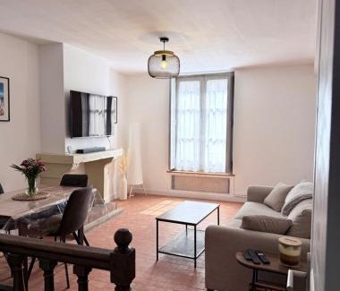 Blois Apartamento | Art district Triplex next to Royal Castle