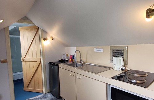 Launceston CBD Hotel | Art Hotel on York