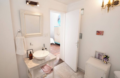 Palermo Casa | Art House Palermo BBQ jacuzzi Breakfast
