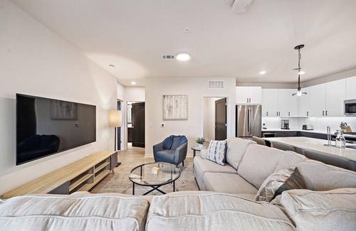 Washington Ave./ Memorial Park Apartamento | Art house sawyer yards