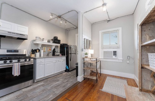 Corpus Christi Apartamento | Art+Music+Entertainment+PetsOK+Downtown+Cozy