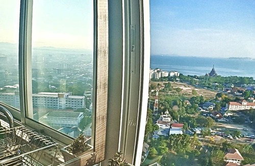 North Pattaya Apartamento | Art Under the Clouds 32nd floor sea view SuperHost