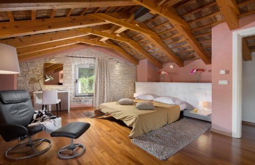 Sorici Villa | Art Villa Sis