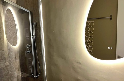 Mets Apartamento | Artemis Apartment, Olympian Zeus Apartments