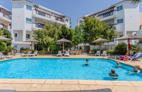 Universal Apartamento | Artemis Cynthia Complex