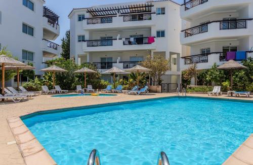 Universal Apartamento | Artemis Cynthia Complex