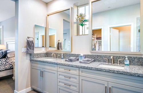 Santa Barbara Casa | Artful corner townhome by parks & pier - pool, hot tub, firepit, central AC, W/D