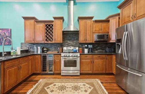 Faubourg Marigny Casa | Artful 5BR Oasis w/Pool & Hot Tub, Steps to FQ
