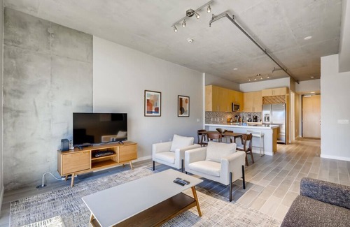 Downtown Las Vegas Condominio | artfully innovating new condominium in downtown Las Vegas