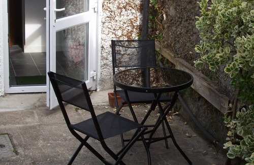 Passage East Casa | Artisan Cottage in Historic Village