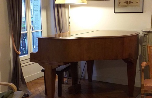Saint-Vincent-de-Paul Apartamento | apartamento de artista con piano 80 m2, apartamento de artista con piano
