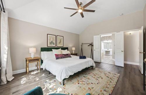Cedar Park Casa | Artist Retreat at Cypress Creek - Hotub - Sleeps 9