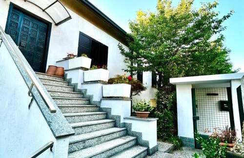 Legnano Villa | Artist Villa