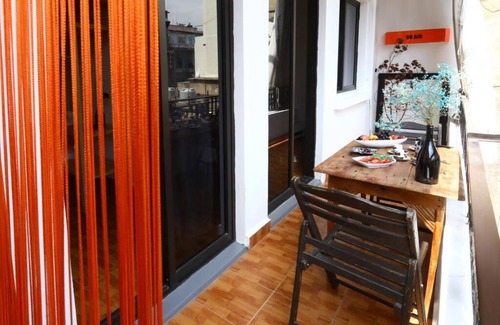 Mar Mikhael Apartamento | Artistic 2 bedrooms apartment in the heart of mar mikhael