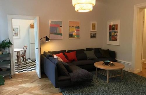SoFo Apartamento | Artistic and light 2 room apartment in SoFo 65sqm