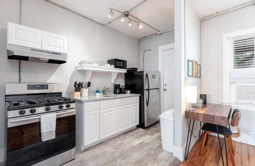 Central City Apartamento | ArtMusicEntertainment+Downtown+PetsOK+Walk2Shore