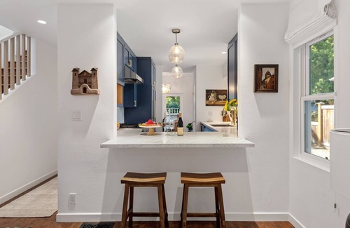 Upper East Condominio | Arts District House - Perfect Pied-à-Terre in Santa Barbara