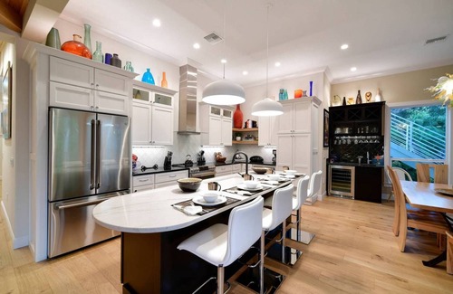 Longbeach Village Casa | Arts & Vines: LBK Pool Spa Dog Friendly by Anna Maria Life Vacation Rentals
