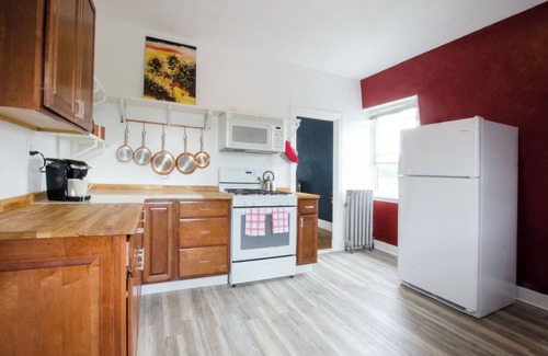 West End Apartamento | Artsy 2-bedroom apartment in Providence's West End