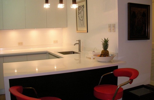 Las Pinas Condominio | Artsy 2BR Condo20 en ALABANG cerca de centros comerciales