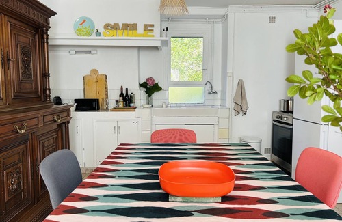 Roquecourbe Casa | Arty" country house completely renovated
