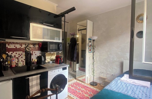 Republique–Point-du-Jour Apartamento | Arty studio