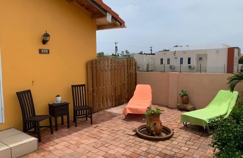 Shiribana Casa | Aruba Local Private House