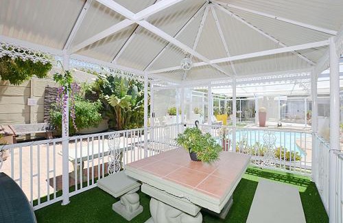 Bloubergstrand Casa | Arum Field Accommodation