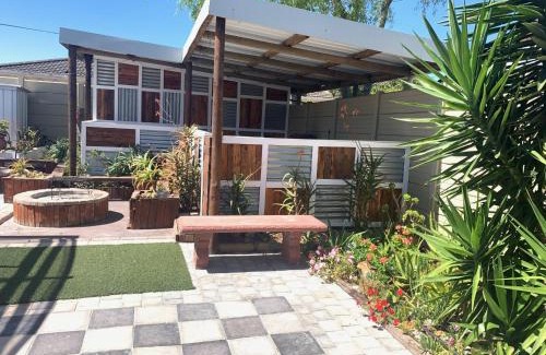 Bloubergstrand Casa | Arum Field Accommodation