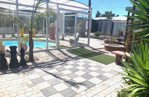 Bloubergstrand Casa | Arum Field Accommodation